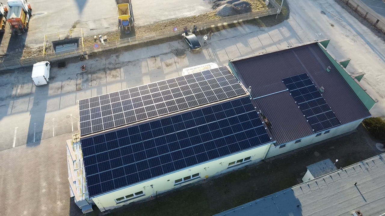 Instalacja 50 kWp dla firmy – 50 000 zł oszczędności rocznie – zdjęcie 2